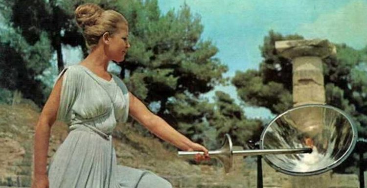 Πέθανε η πρωθιέρεια Μαρία Μοσχολιού -Είχε μετάσχει σε τέσσερις τελετές αφής της Ολυμπιακής Φλόγας