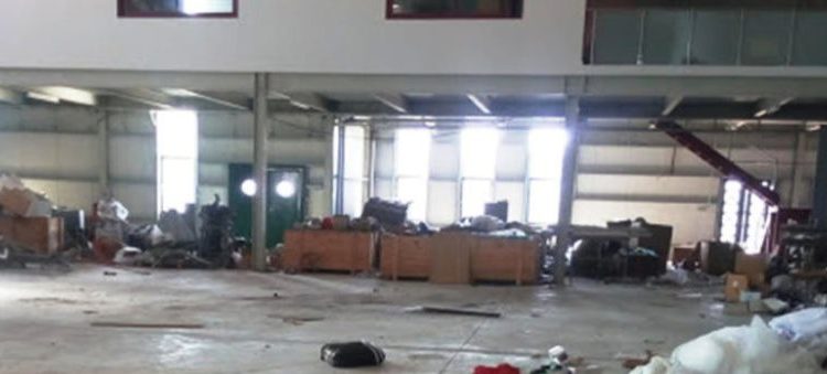 Ρομα λεηλάτησαν το εργοστάσιο κεντημάτων-ενδυμάτων «Μπράτη Χρυσούλα-Χούνης Διονύσιος» στο Βαρθολομιό