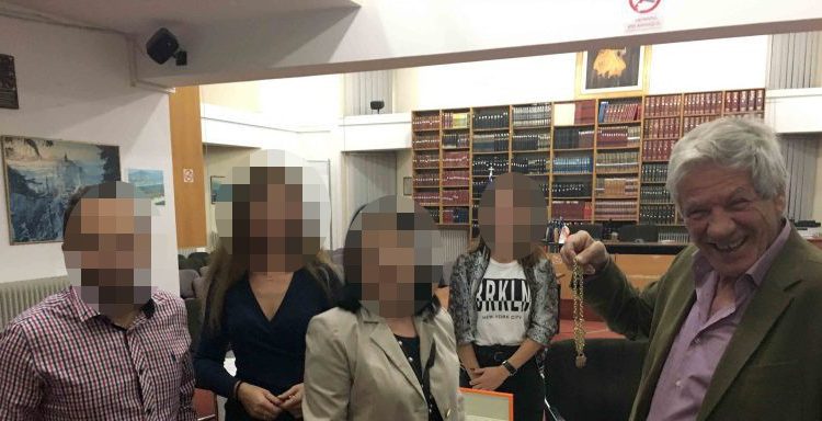 Οταν ο Μάκης Μπαλαούρας οργάνωνε bazaar της Folli Follie στη Ζαχάρω [εικόνες]