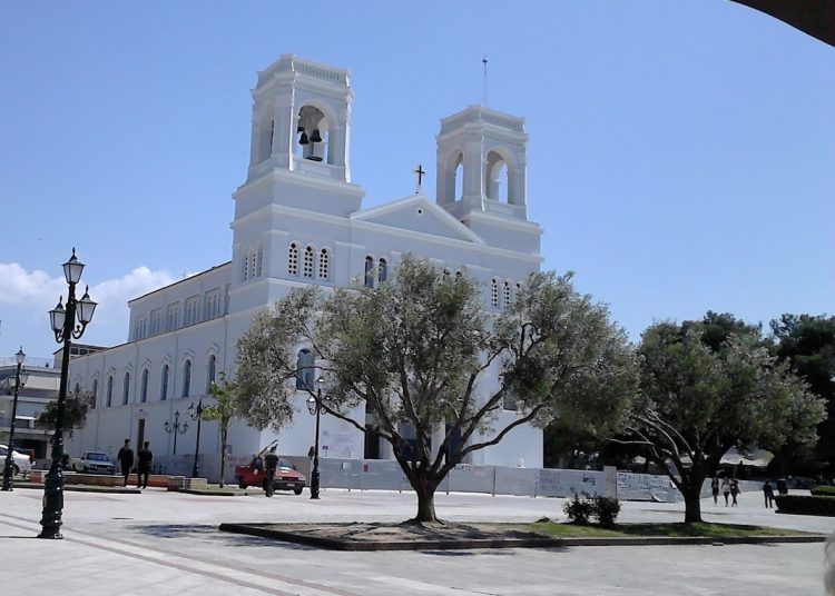 Πώς θα λειτουργήσουν οι εκκλησίες Χριστούγεννα και Φώτα