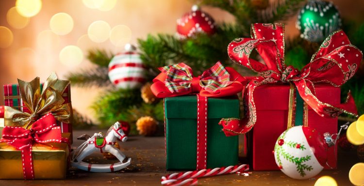 eBay: Τι αγοράζουν οι Ελληνες για τα Χριστούγεννα -Τα πιο δημοφιλή, τα πιο ακριβά δώρα