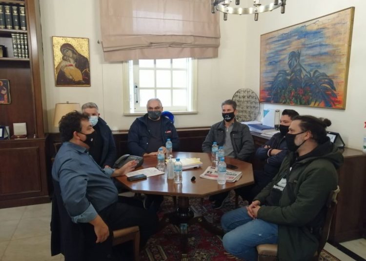 Δ. Πύργου: Νέα συνάντηση με εκπροσώπους του εμπορικού και επαγγελματικού κόσμου – “Τα νέα μέτρα ουσιαστικά καταστρέφουν ότι έχει απομείνει”