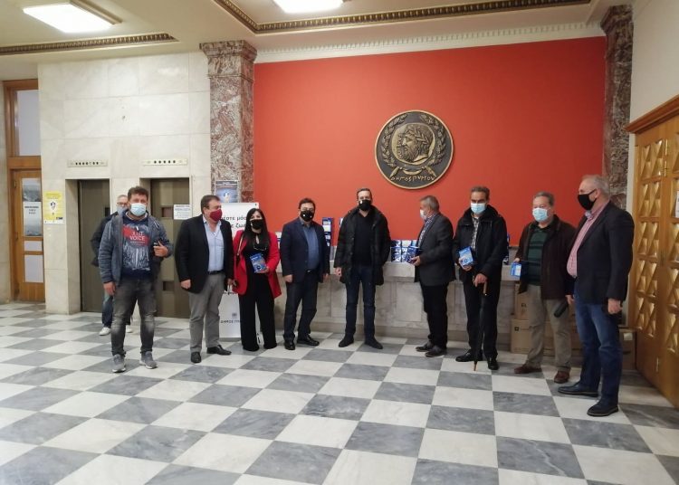 Δήμος Πύργου  Μοίρασε για πρώτη φορά ηλεκτρολογικό στολισμό σε όλα τα Δημοτικά διαμερίσματα