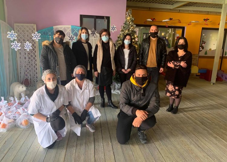 Γεύματα αγάπης από τη «Marietta» και το Γραφείο Εθελοντισμού Δήμου Πύργου