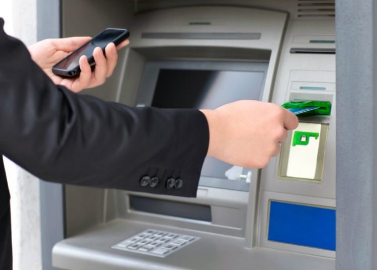 ΠΥΡΓΟΣ: Η Eurobank απέσυρε το ΑΤΜ της κεντρικής πλατείας