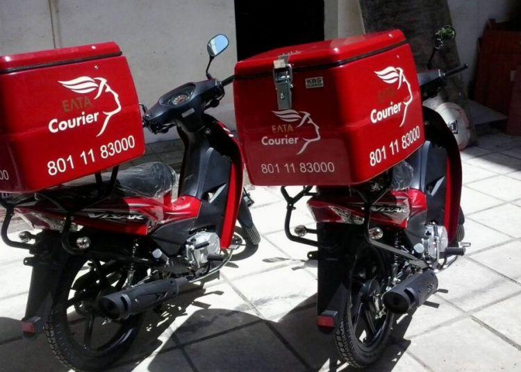 ΕΛΤΑ Courier: Σταματούν να δέχονται παραλαβές από την Δευτέρα