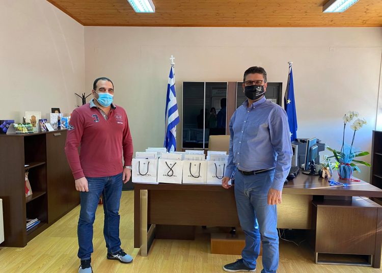 Δωρεά 10 tablets από την ξενοδοχειακή μονάδα Grecotel Riviera Olympia για τους μαθητές του Δήμου Ανδραβίδας-Κυλλήνης.