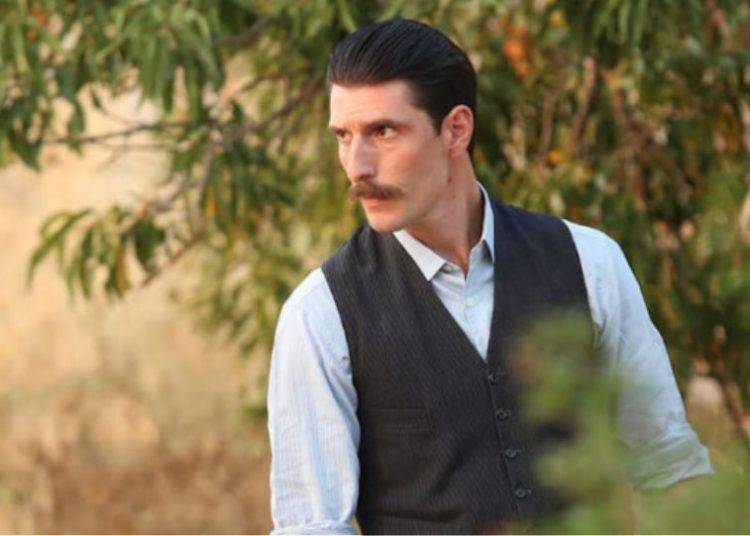 Άγριες Μέλισσες: Θα μάθει ο Μελέτης ότι είναι εξώγαμο παιδί από βιασμό;