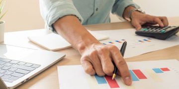 Ενοίκια: Ποιοι δικαιούνται μείωση 40%, ποιοι 100% και ποιοι θα πληρώσουν