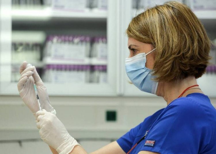 emvolio.gov.gr: Ανοίγει η πλατφόρμα για τους εμβολιασμούς κατά του κορονοϊού