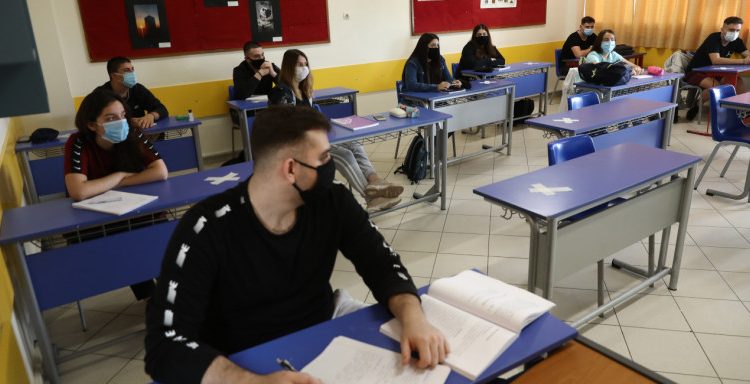 Επιστροφή στο σχολείο: Αντίστροφη μέτρηση για την Γ’ Λυκείου