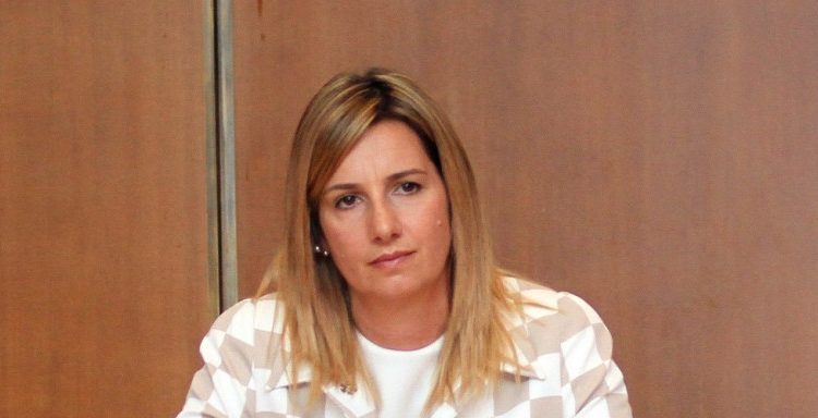 Σεξουαλική κακοποίηση: Συγκλονίζει η Ολυμπιονίκης Σοφία Μπεκατώρου -«Του είπα όχι, αλλά ασέλγησε επάνω μου»