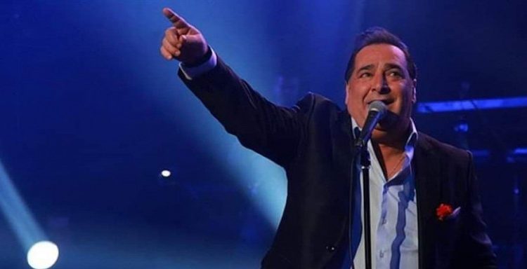 Η μεγάλη αλλαγή στην εξωτερική εμφάνιση του Βασίλη Καρρά [εικόνα]