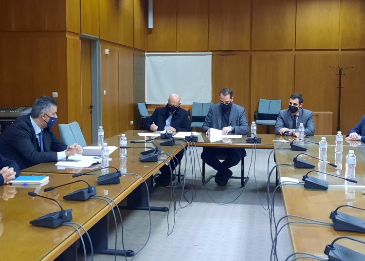 Υπογράφηκε η σύμβαση του έργου «Κατασκευή οδού Λαστέικα-Παράκαμψη Αγίου Ιωάννη – Κατάκολο»