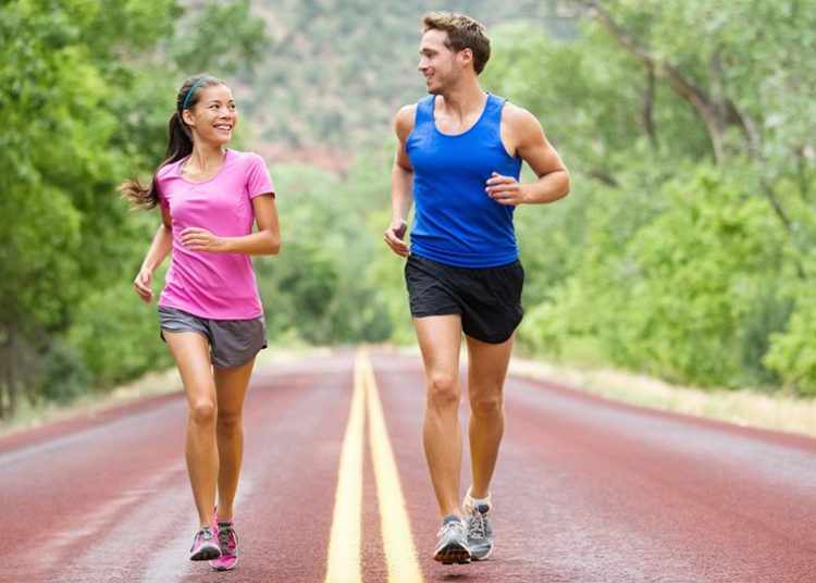 Δείτε πόσο θα αδυνατίσετε περπατώντας μια ώρα την ημέρα