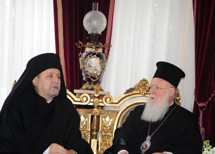 Έκπτωτος ο Μητροπολίτης Γέρων Χαλκηδόνος Αθανάσιος