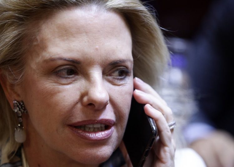 Η ευρωβουλευτής της Νέας Δημοκρατίας Ελίζα Βόζεμπεργκ: Να παραιτηθεί η Λίνα Μενδώνη