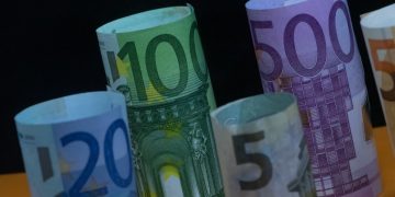 Τέλος χρόνου για 10 φορολογικές υποχρεώσεις, ποιες λήγουν σήμερα