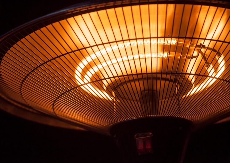 Μέχρι 4 Μαρτίου αιτήσεις για θερμαντικά εξωτερικών χώρων σε καταστήματα και καταλύματα