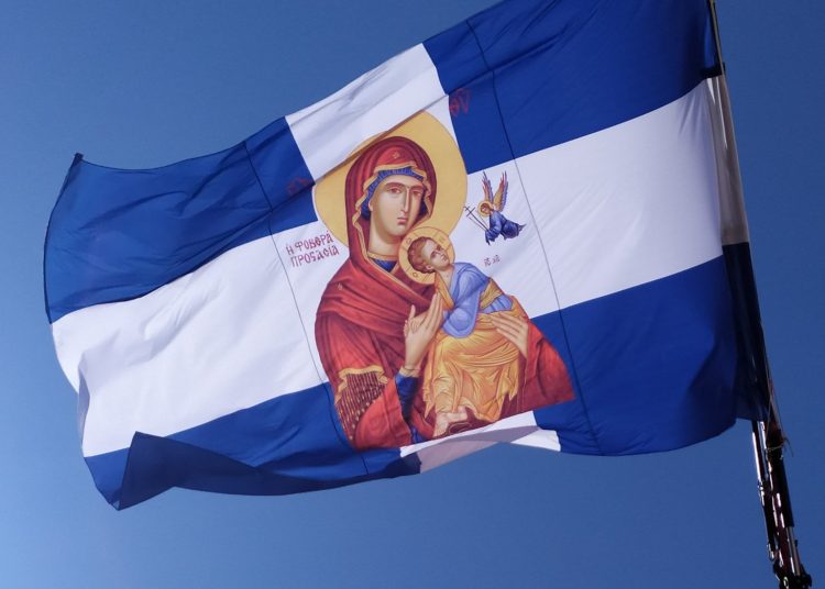 ΠΥΡΓΟΣ: Τεράστια Ελληνική Σημαία στον λόφο της Αγίας Κυριακής