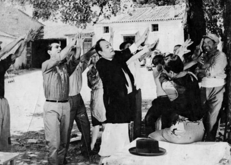 Δάκρυα και μαγκιές για τις Πανεπιστημιακές Σχολές από τους μόνιμα χαμένους αιρετούς του Νομού Ηλείας