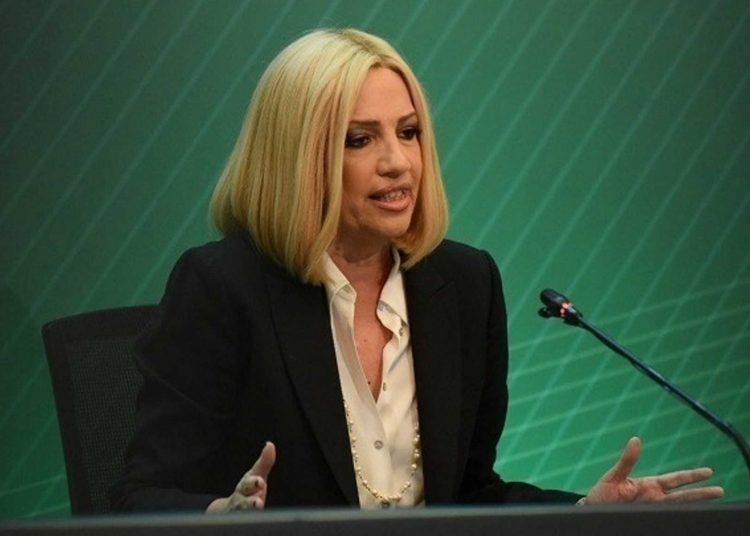 Εσπευσμένα στο νοσοκομείο η Φώφη Γεννηματά με κολικό νεφρού