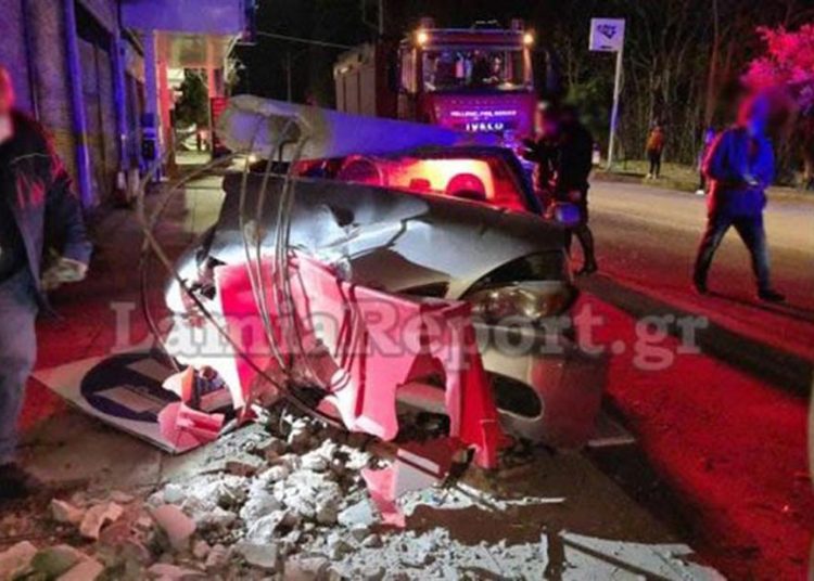 Σοκ: Μητέρα “έσβησε” στο τιμόνι – Στο αυτοκίνητο είχε και τα παιδιά της