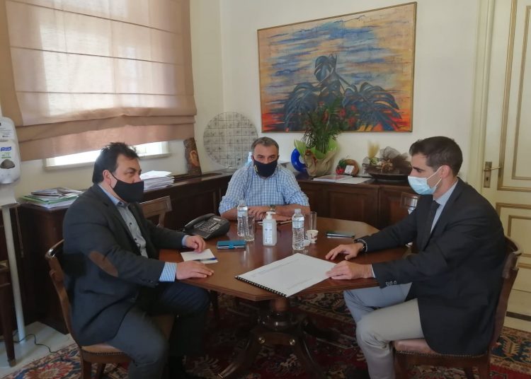 Συνάντηση Δημάρχου Πύργου Παν. Αντωνακόπουλου με τον Αντιπεριφερειάρχη Π.Ε. Ηλείας Βασίλη Γιαννόπουλο