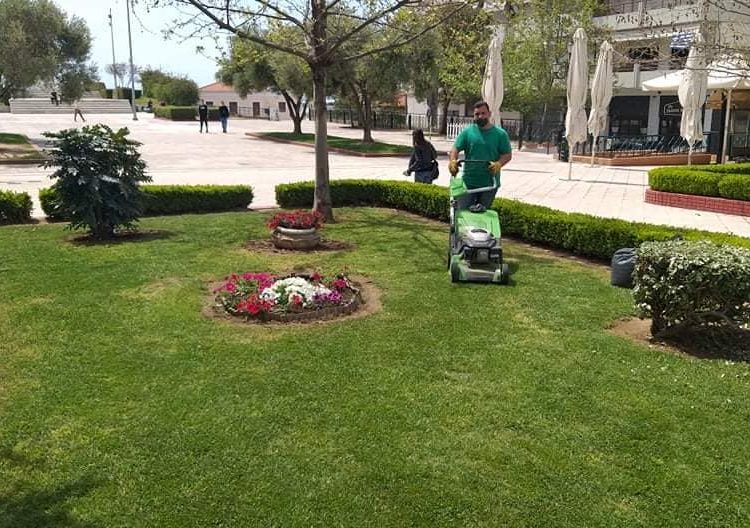 Υπηρεσία Πρασίνου του Δήμου Πύργου-Ομορφαίνει τις γειτονιές μας
