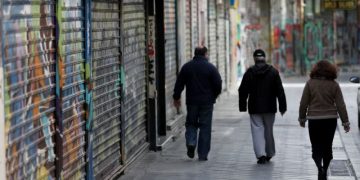 Πάτρα: Ετοιμάζουν κινητοποιήσεις οι έμποροι- Αύριο στην πόλη ο Πέτσας