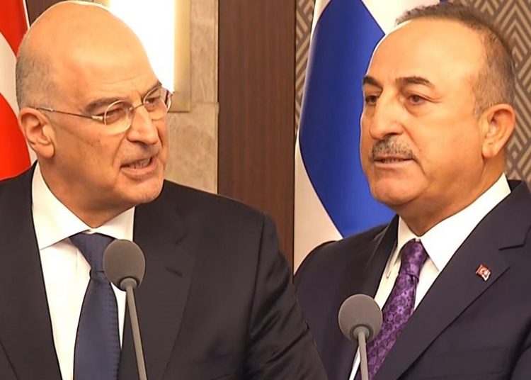 Στον αέρα τίναξε τις κοινές δηλώσεις με Δένδια ο Τσαβούσογλου