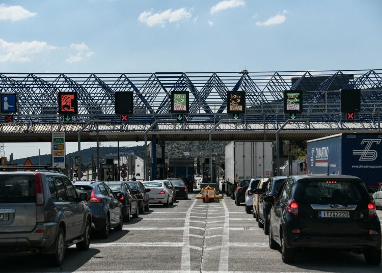 Προσοχή: Σκάνερ στα διόδια για τις άδειες μετακίνησης!