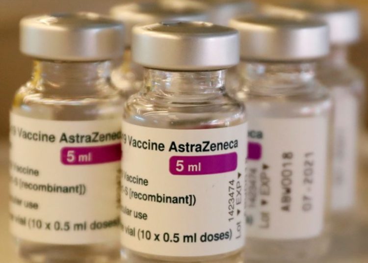 Ανοίγει η πλατφόρμα εμβολιασμών κατά του κορονοϊού για την ηλικιακή ομάδα των 65-69