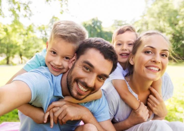 Το οικογενειακό πρότυπο και πώς επηρεάζει τα παιδιά στις συντροφικές σχέσεις