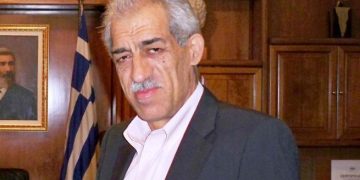 Γιάννης Λυμπέρης: Εύχομαι από καρδιάς να περάσουμε αυτές τις ευλογημένες ημέρες με υγεία