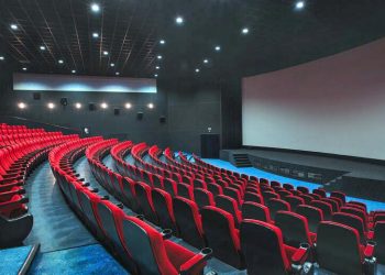 Πότε θα ανοίξουν τα σινεμά; Ξεχάσαμε τη μεγάλη οθόνη στα χρόνια του κορωνοϊού