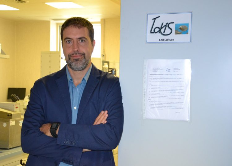 Κορονοϊός – εμβόλιο “Takis”: οι ελπίδες που γεννά και η ελληνική ονομασία του