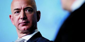 Τζεφ Μπέζος: Πιο πλούσιος από ποτέ – Η αμύθητη περιουσία του