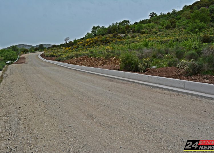 Ξεκίνησαν και πάλι οι εργασίες για την αναβάθμιση οδικού άξονα Νέα Φιγαλεία – Επικούριος Απόλλωνας