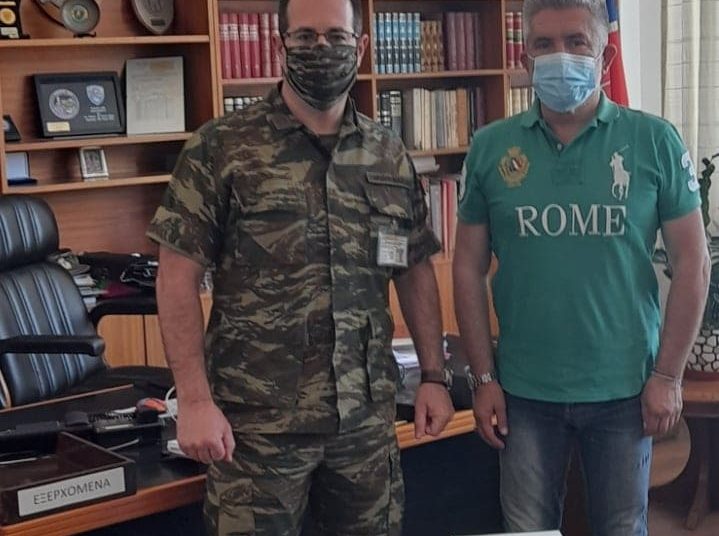 Προσφορά μασκών από τον Δήμο Πύργου στη Σ.Ε.Τ.ΤΗΛ.