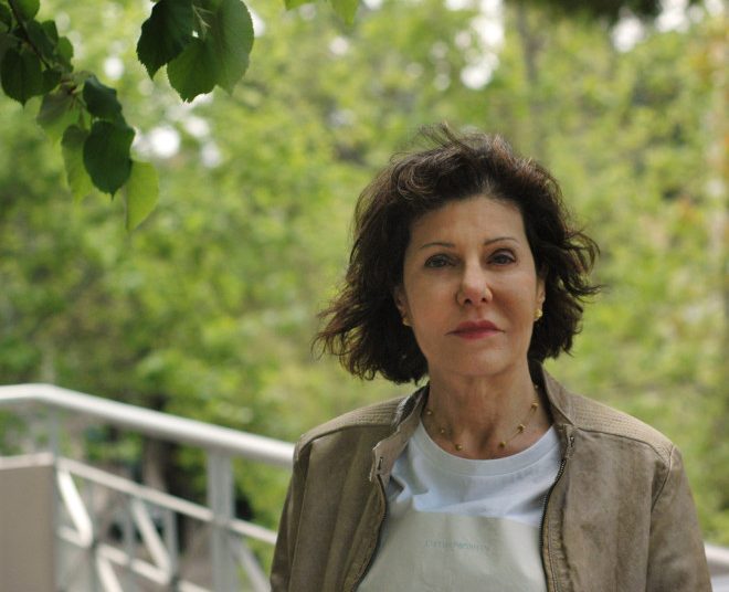 Εβίτα Κανέλλου: Η Ηλεία καλλιτέχνης παρουσιάζει την νέα έκθεση ζωγραφικής της