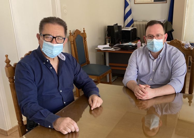 Την αγωνία τους για τη φετινή λειτουργία των παραλιακών περιοχών εξέφρασαν ο Δήμαρχος Ζαχάρως Κ. Αλεξανδρόπουλος και ο Αντιπεριφερειάρχης Τουρισμού Ν. Κοροβέσης