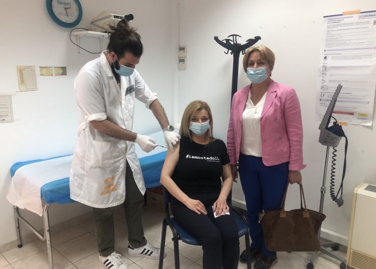 Εμβολιάστηκε η Βουλευτής Διονυσία Αυγερινοπούλου