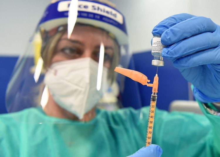 Ανοίγουν σήμερα όλα τα εμβόλια για τους 35-39 -Ποιοι ακολουθούν, όλα τα στοιχεία για τους εμβολιασμούς