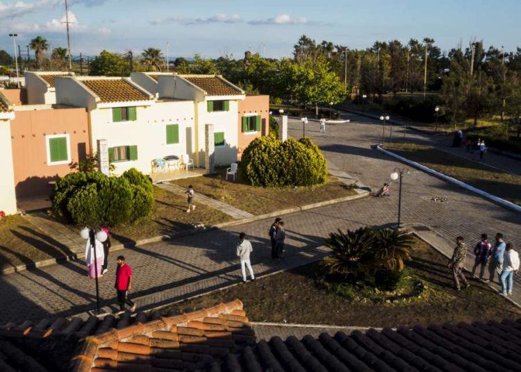 Έντονη δυσαρέσκεια του Δήμου Ανδραβίδας-Κυλλήνης για τη Δομή προσφύγων Μυρσίνης