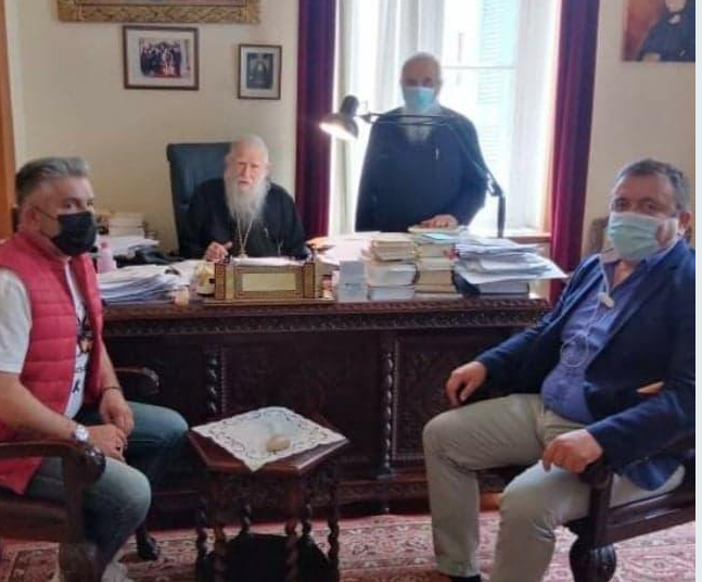 Προσφορά μασκών από τον Δήμο Πύργου στην Ι. Μητρόπολη Ηλείας