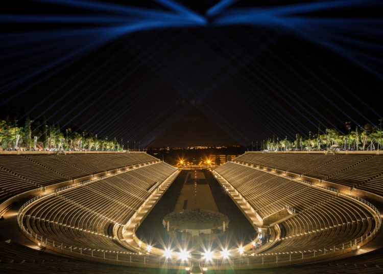 Dior στο Καλλιμάρμαρο: Με «άρωμα» Ελλάδας η επίδειξη – Δείτε φωτογραφίες από τη φαντασμαγορική βραδιά