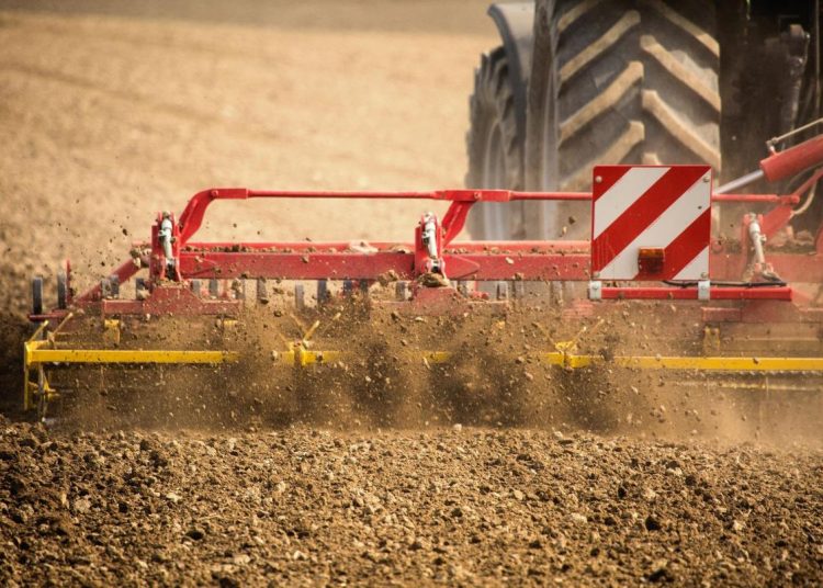 Στις 3 Ιουνίου ανοίγουν αιτήσεις για εγγυημένο αγροτικό κεφάλαιο κίνησης έως 200.000 ευρώ με κριτήριο τζίρου