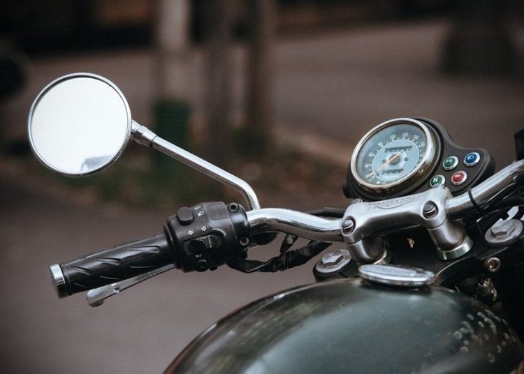 Πύργος: Οδηγούσε μηχανή χωρίς άδεια