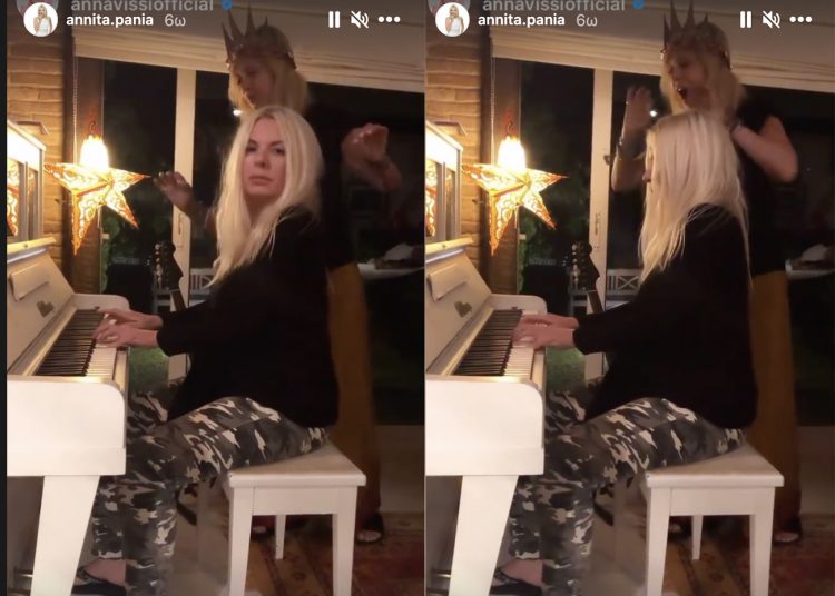 Αννίτα Πάνια και Άννα Βίσση παίζουν πιάνο και τραγουδούν σε ένα επικό βίντεο